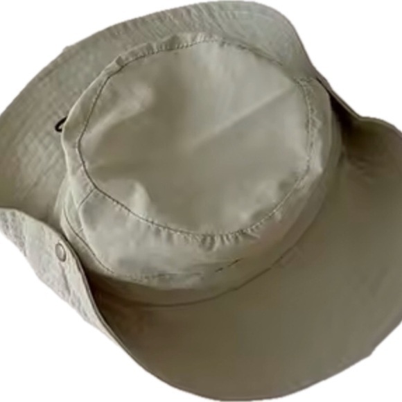 New Light green Bucket Hat age 3-10 - Picture 1 of 5